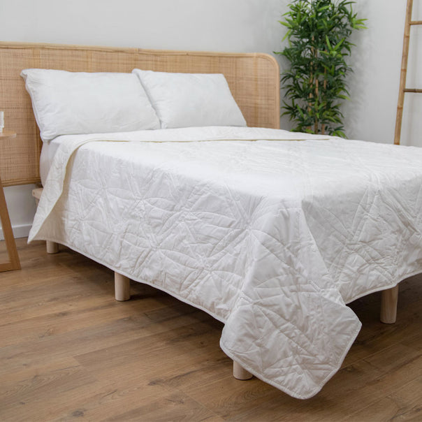 Bamboo Breathe Easy 350GSM Quilt Range