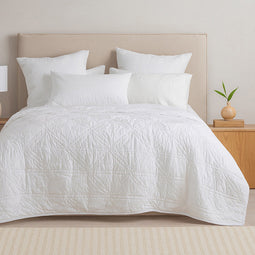 Hotel Bedding & Comfort Essentials
