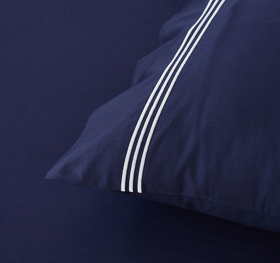 Signature 500TC Embroidered Egyptian Cotton Standard Pillowcase Pair Midnight Navy and Pure White
