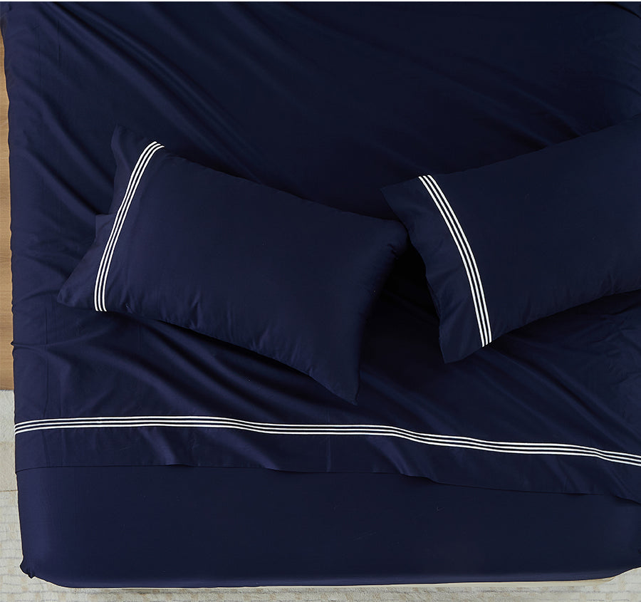 Signature 500TC Embroidered Egyptian Cotton Standard Pillowcase Pair Midnight Navy and Pure White
