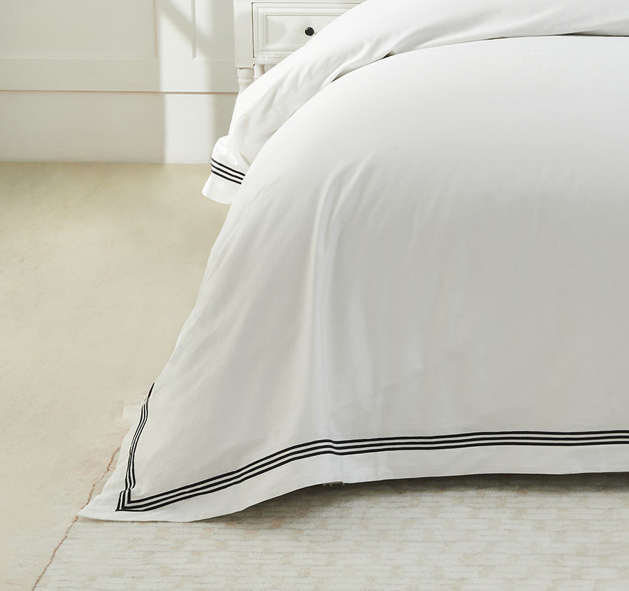 Signature 500TC Embroidered Egyptian Cotton Quilt Cover Set Range Pure White and Black