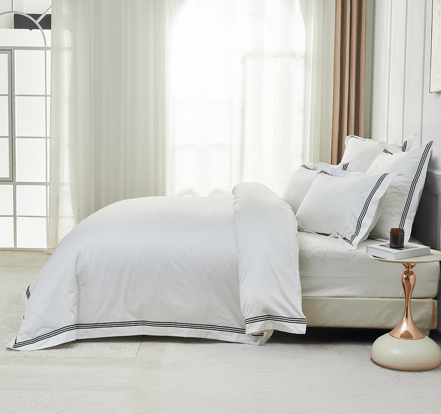 Signature 500TC Embroidered Egyptian Cotton Quilt Cover Set Range Pure White and Black