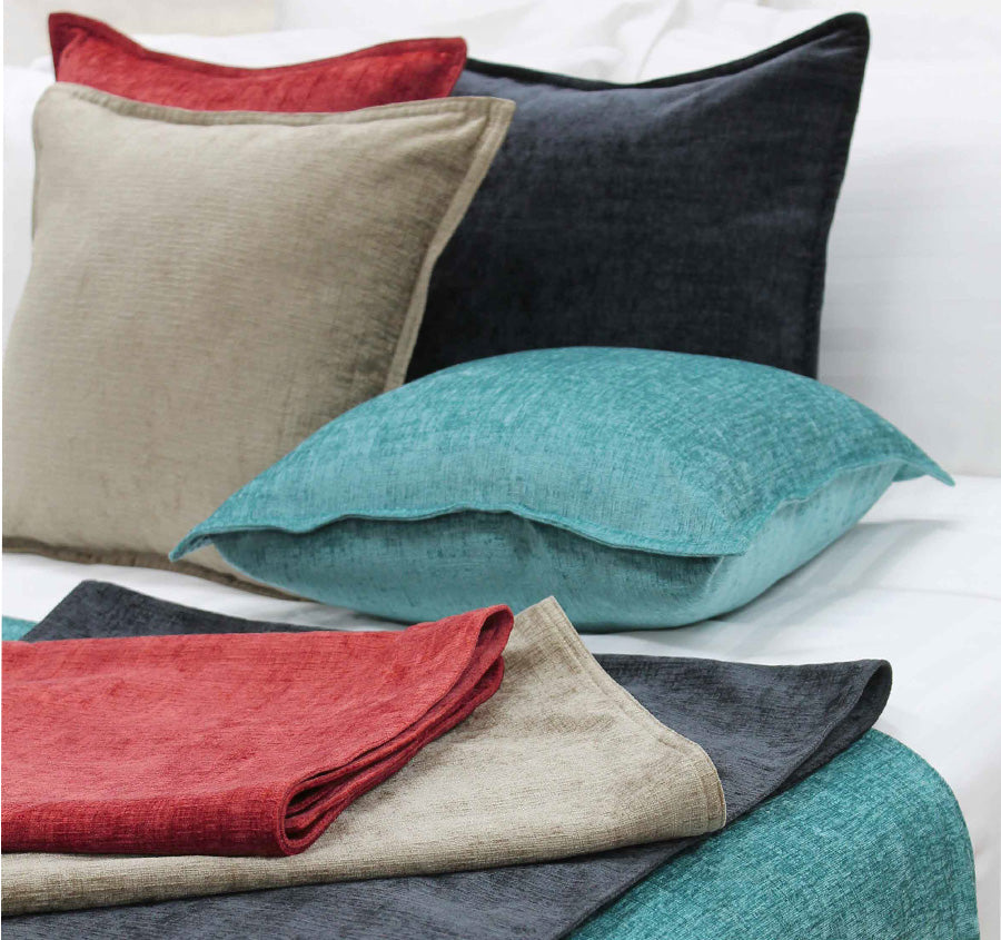 Parker 44x44 Cushion Russet