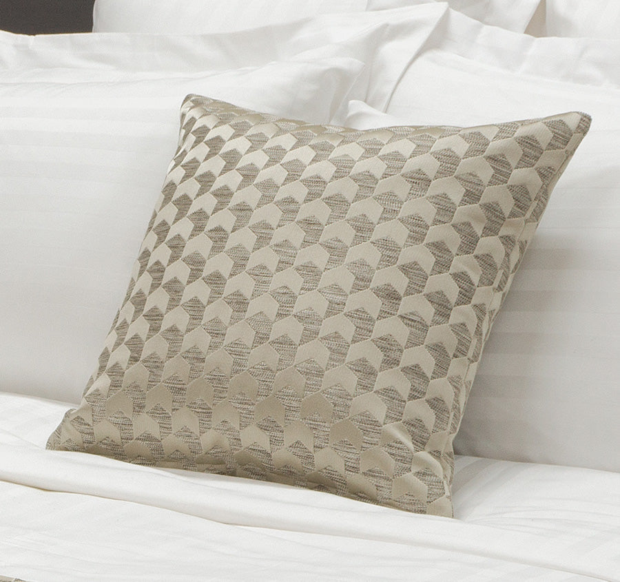 Regency 45x45 Cushion Champagne