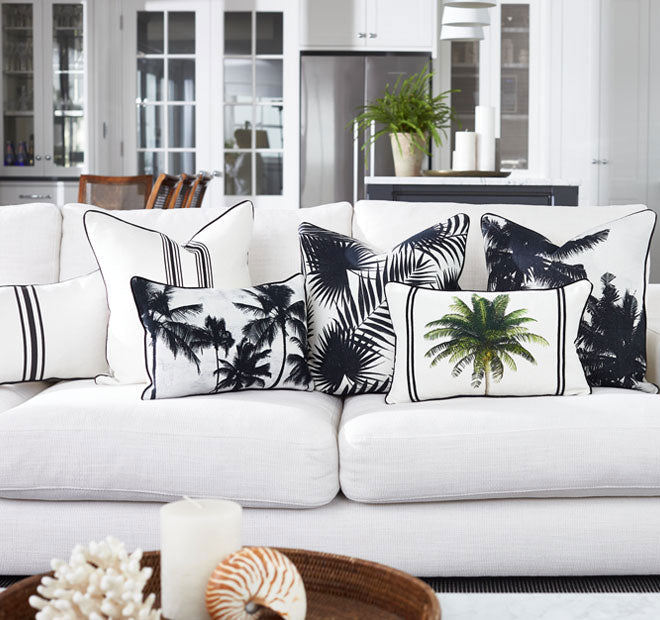 Bahama Palm 30x50cm Filled Cushion Green