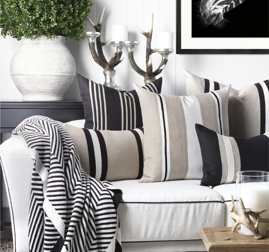 Classic Heringbone 130x170cm Throw Black